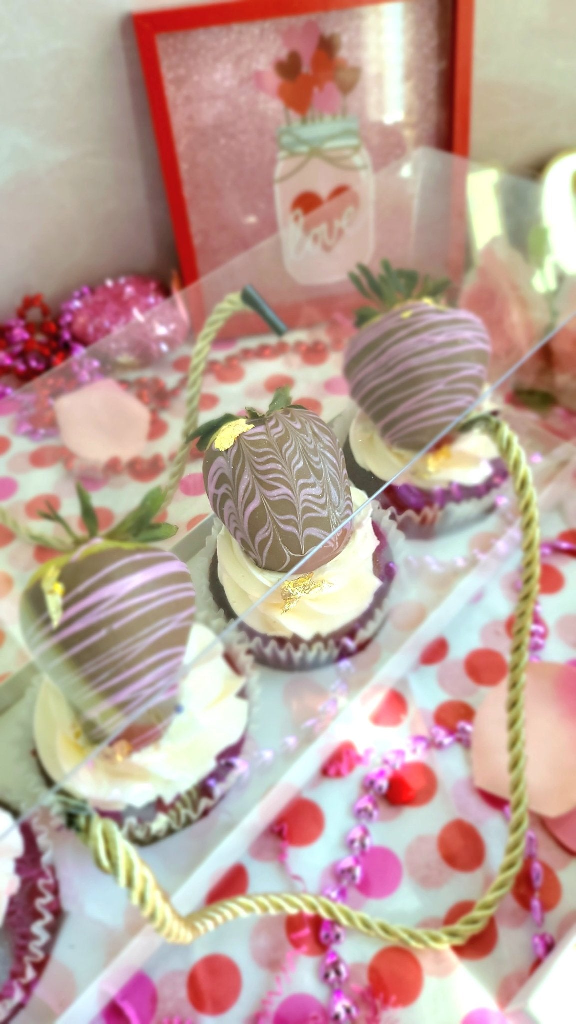 Cupid Cupcake Box - Elegant Impressions Bakery